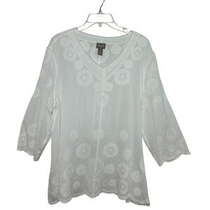 Chico’s Cotton blend White Crinkle Embroidery Light Weight Tunic Top 3/XL/16